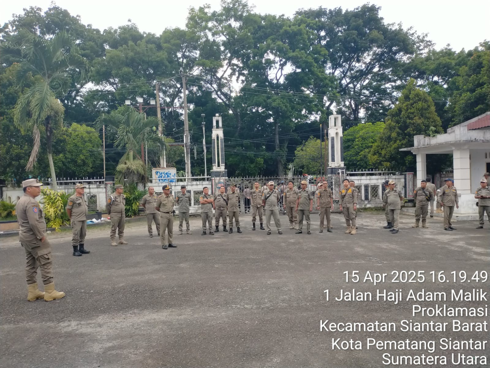 PAM UNJUK RASA TOLAK RUU POLRI